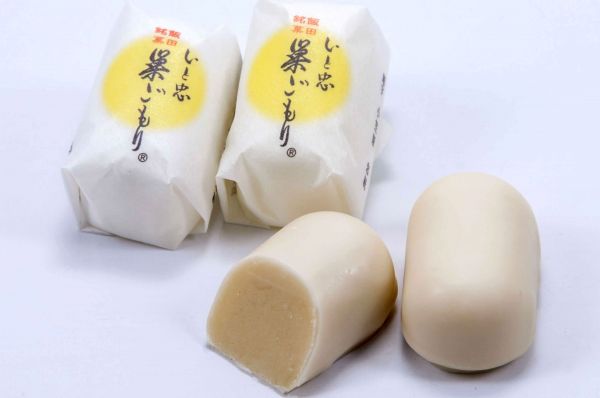 いと忠巣ごもり新鮮な卵黄で練り上げた黄味あんを、ほどよい甘さの高級ホワイトチョコレートでそっと包んだ絶妙な味わいは、若い人からお年寄りまでどなたのお口にもよく合います。価格　　６個入り　　1、130円　　　　８個入り　　1、430円　　　　10個入り　　1、730円　　　　12個入り　　2、030円　　　　15個入り　　2、480円　　　　20個入り　　3、230円消費期限　　夏季５日間　冬季７日間