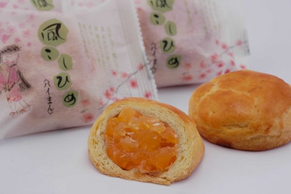 風こしひめ新鮮なりんごをたっぷり使いパイ生地で包みました。価格　172円（税込）消費期限　10日