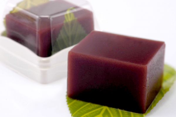 水ようかん（６月～８月季節限定商品）価格　１０５円（税込）消費期限　日